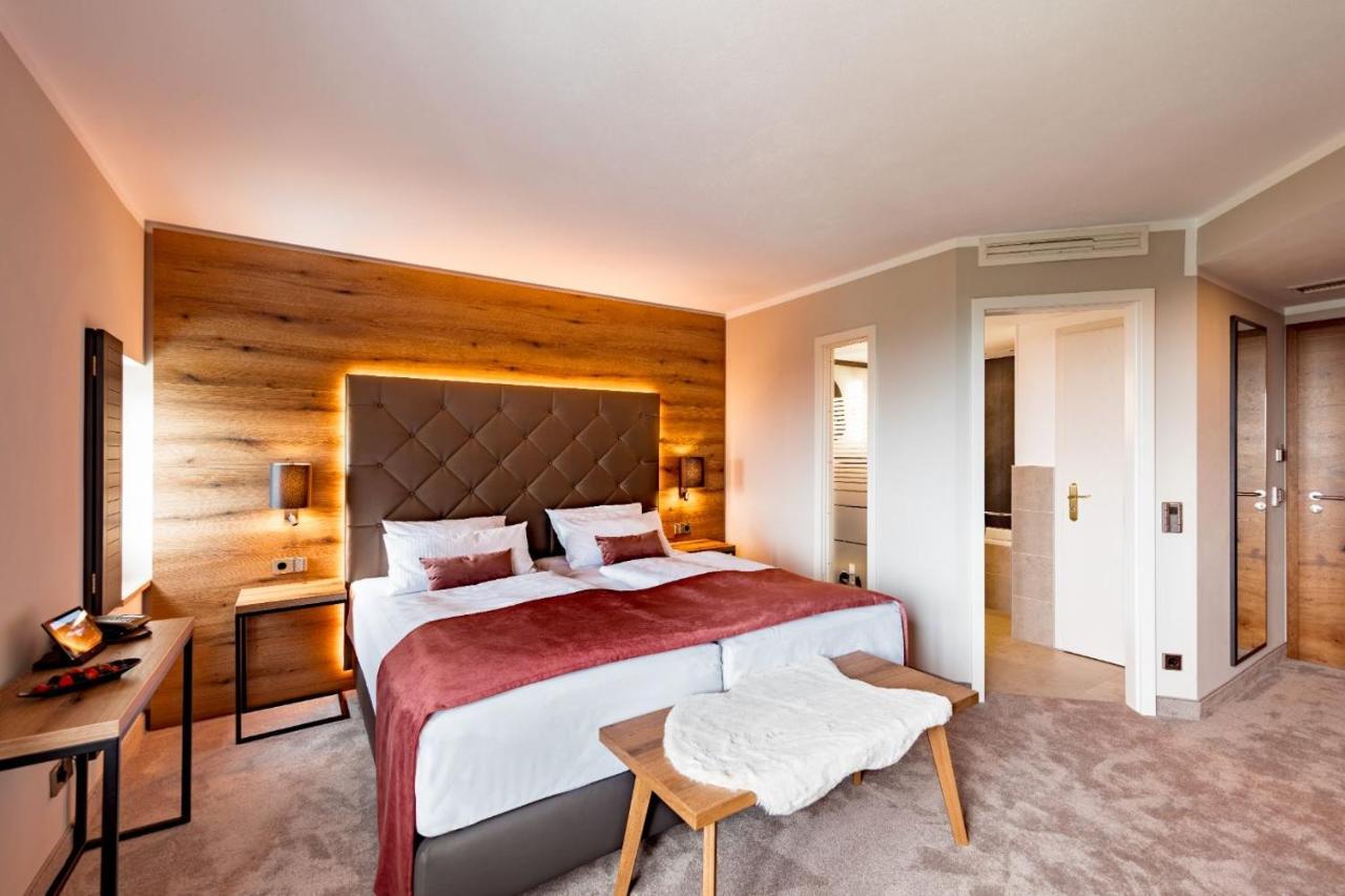 Burghotel Staufeneck Salach Bagian luar foto