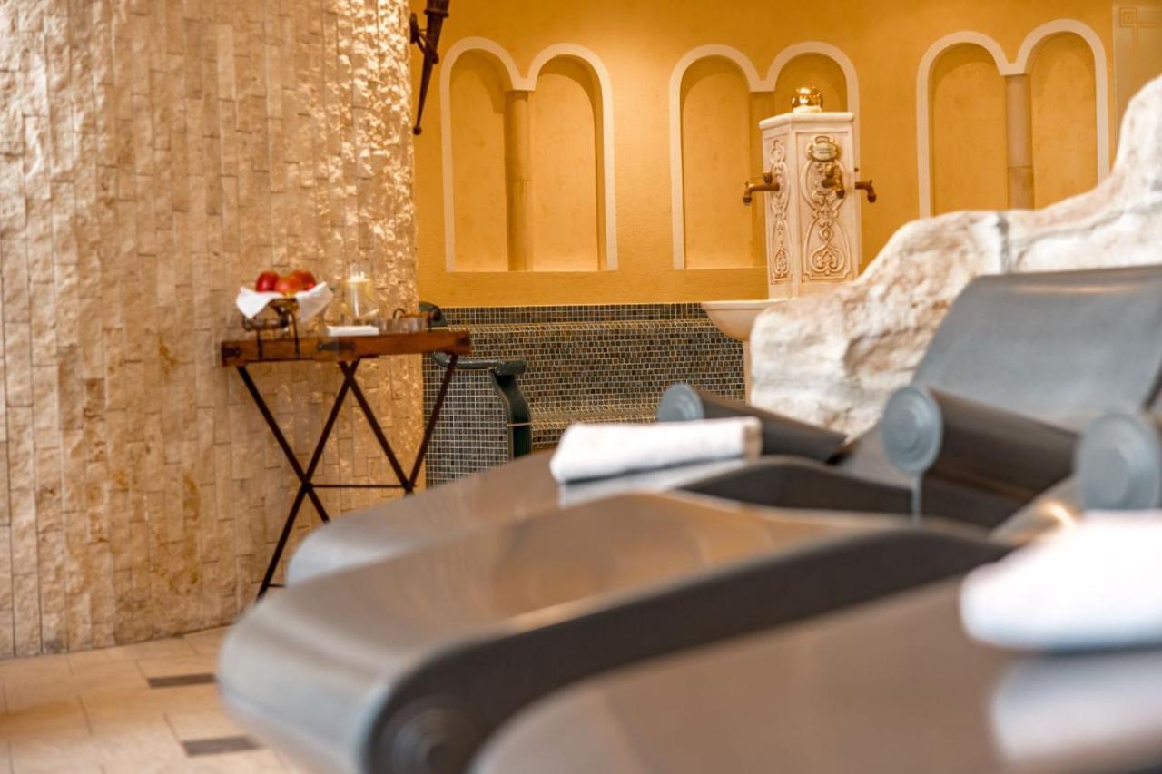 Burghotel Staufeneck Salach Bagian luar foto